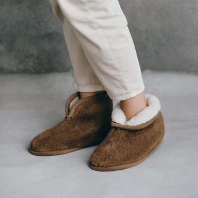 Stalk slippers “Camel”, bronz