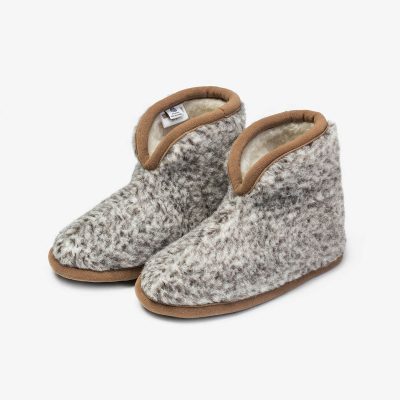 Stalk slippers “Sand”