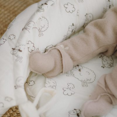 Newborn baby socks, beige