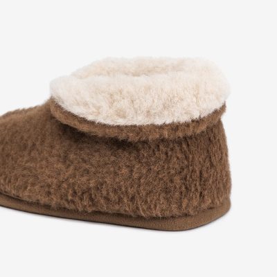 Stalk slippers “Camel”, dark brown